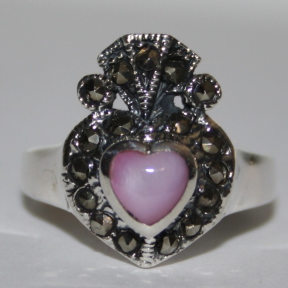 Vintagejelyfish Jewelry - .925 pink shell and marcasite claddagh ring NWT